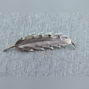 Vintage Silver Tone Leaf Brooch Pin
